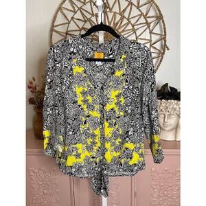 Women’s Ruby Rd black, white‎ and yellow button up top size Medium